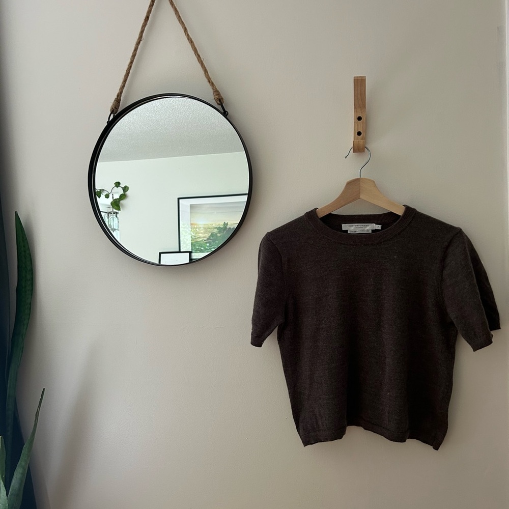 Crewneck Short Sleeve Sweater in Dark Brown
